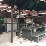 아파트 Litsa Haus Estate Residences & - Adults Only & Kids 12 Plus- 아스프로발타