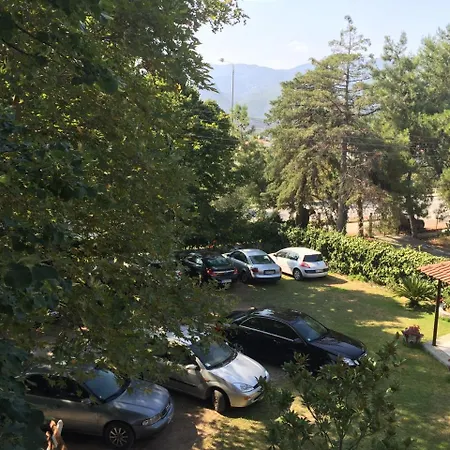 Litsa Haus Estate Residences & - Adults Only & Kids 12 Plus- * أسبروبالتا