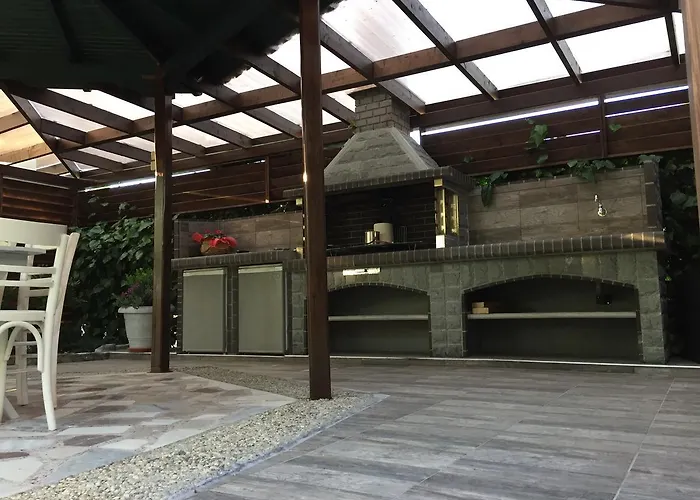 Διαμέρισμα Litsa Haus Estate Residences & - Adults Only & Kids 12 Plus- Ασπροβάλτα